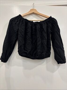 Brandy Melville Black Crop Top